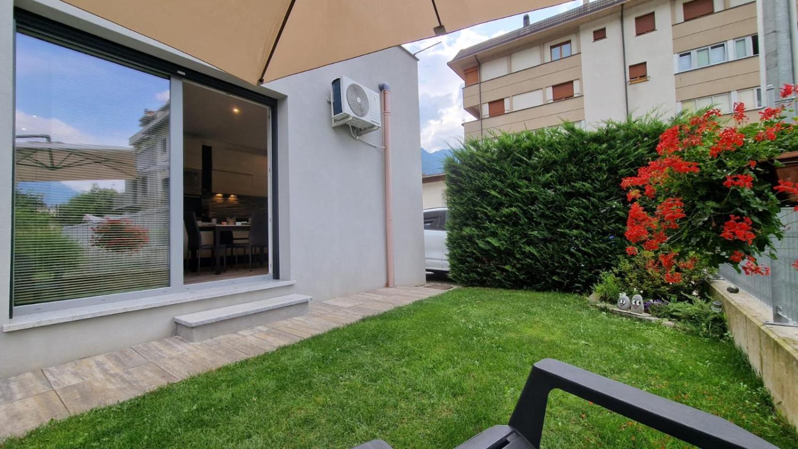 Casa Lina Tiranoアパートメント エクステリア 写真