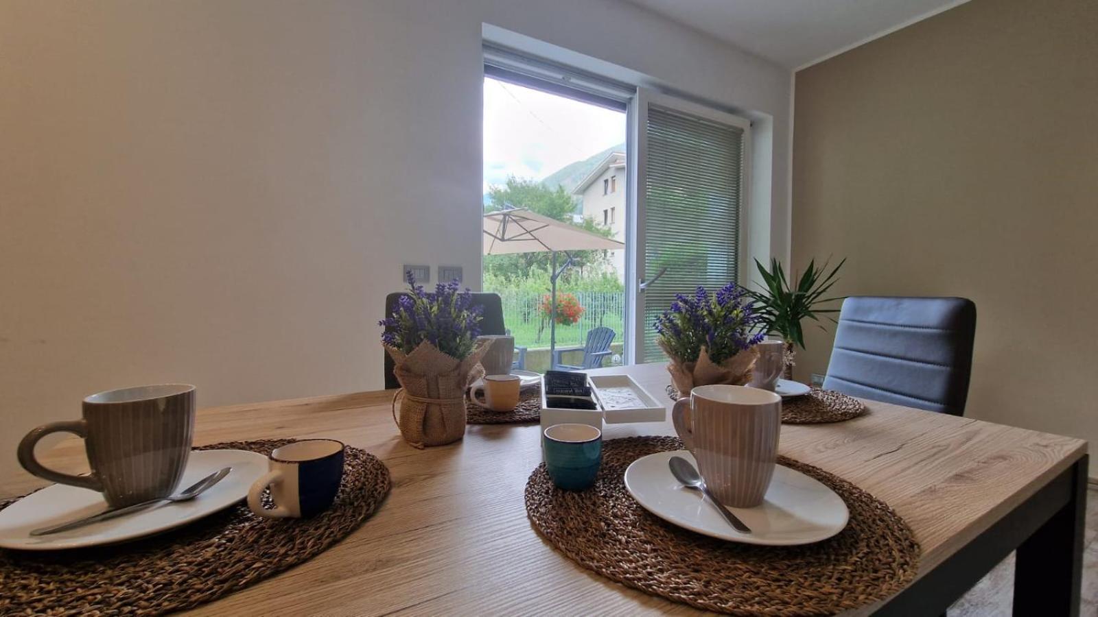 Casa Lina Tiranoアパートメント エクステリア 写真
